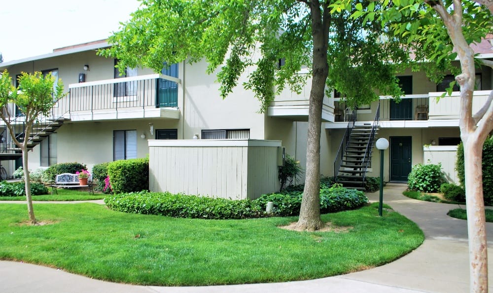 Grassy lawns at California Center Apartments in Sacramento, California