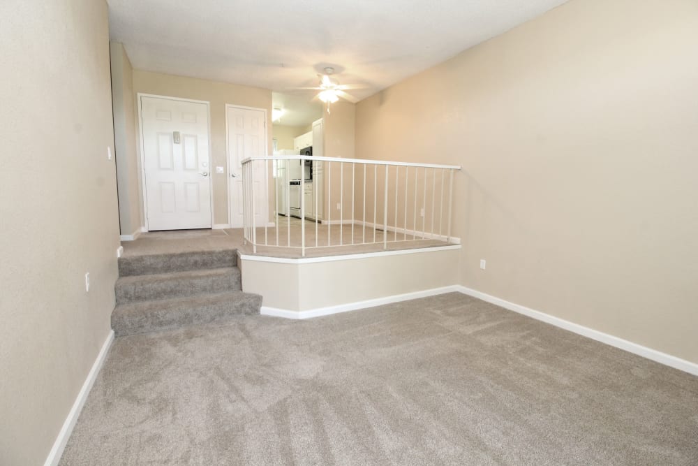 Living room entrance at Foothill Terrace in Auburn, California
