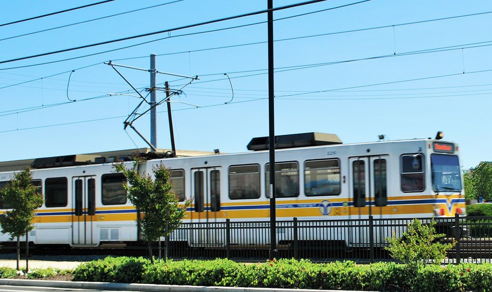 Transportation close to Zinfandel Ranch Apartments in Rancho Cordova, California