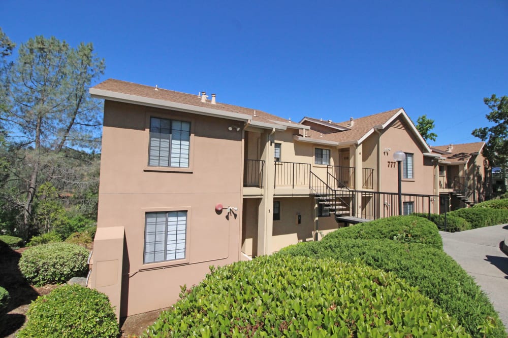 Spacious floor plans at Foothill Terrace in Auburn, California
